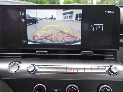 Used 2024 Hyundai Kona SE AWD/4WD image 31