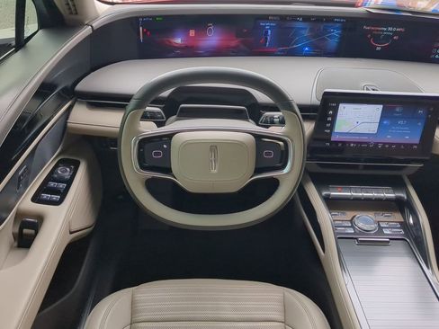 Used 2024 Lincoln Nautilus Reserve image 24