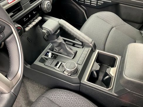 New 2026 Toyota 4Runner SR5 image 7