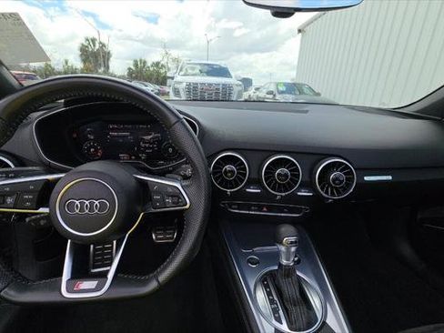 Used 2018 Audi TT 2.0T w/ Technology Package image 14
