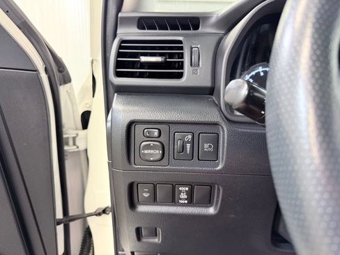Used 2020 Toyota 4Runner Limited AWD/4WD image 41
