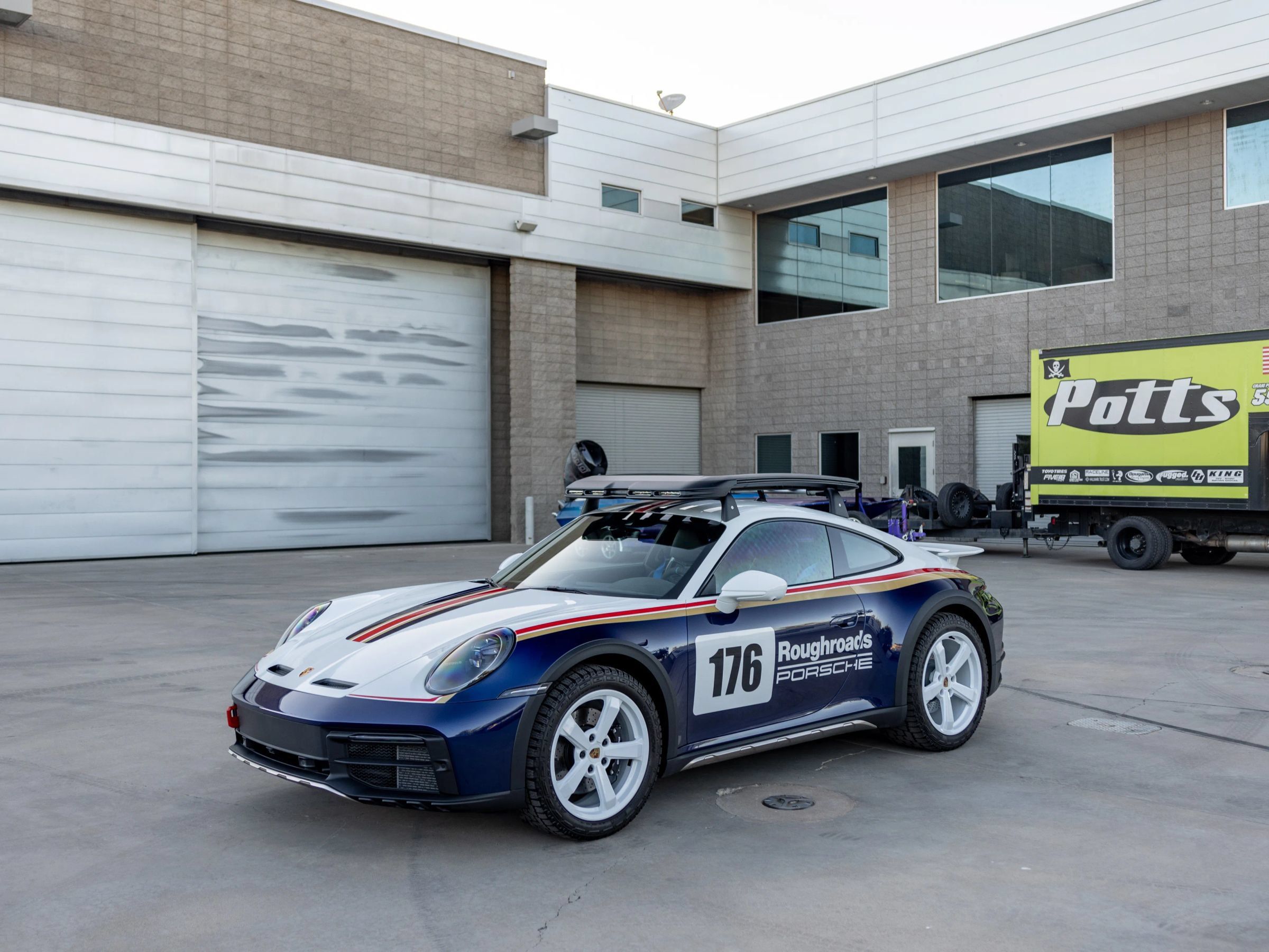 Used 2024 Porsche 911 Dakar AWD/4WD image 23