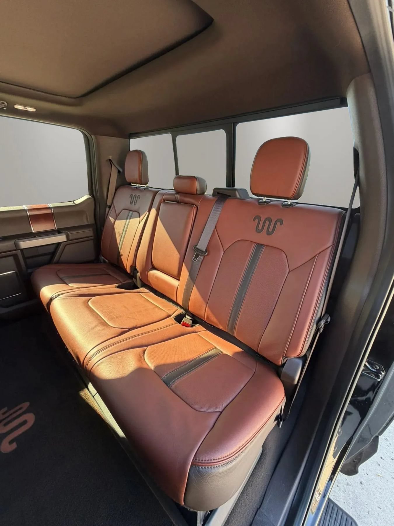 Used 2020 Ford F350 King Ranch w/ King Ranch Ultimate Package AWD/4WD image 13