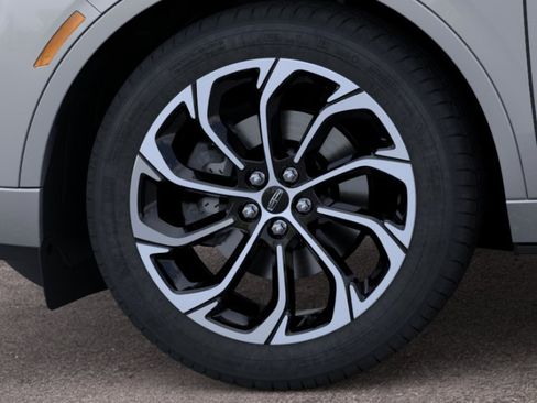 New 2026 Lincoln Nautilus Reserve AWD/4WD image 43