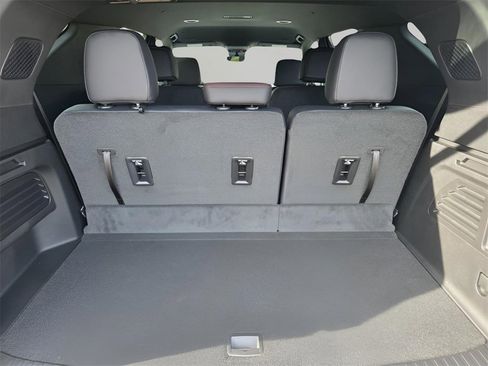 New 2026 Chevrolet Traverse Z71 w/ Driver Confidence Package image 8