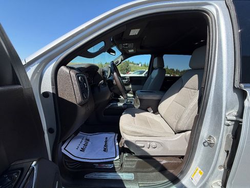 Used 2022 Chevrolet Silverado 1500 LTZ w/ LTZ Premium Package AWD/4WD image 2