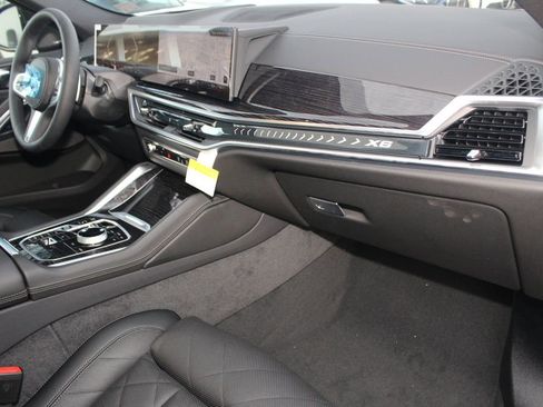 New 2026 BMW X6 xDrive40i w/ Executive Package image 24