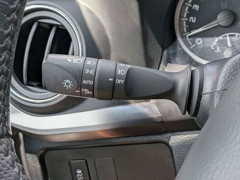 Used 2023 Toyota Tacoma SR5 RWD image 31