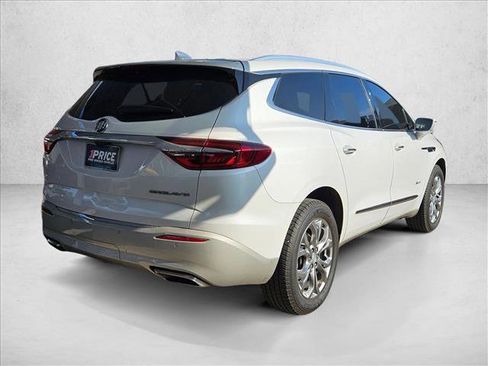 Used 2019 Buick Enclave Avenir image 5
