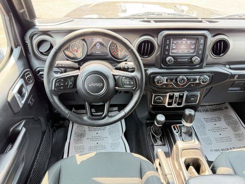 Used 2018 Jeep Wrangler Unlimited Sport S AWD/4WD image 28