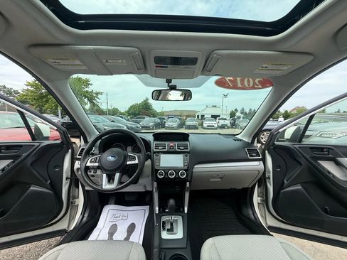 Used 2017 Subaru Forester 2.5i Premium w/ All-Weather Package image 14