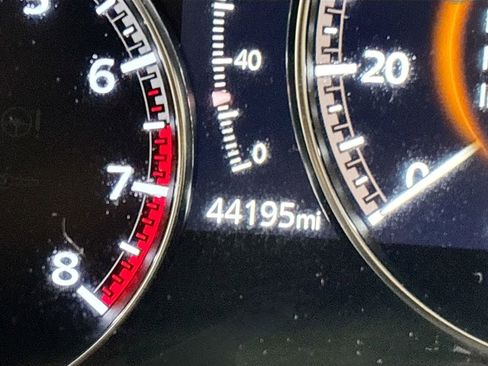 Used 2022 MAZDA MAZDA3 s FWD image 14