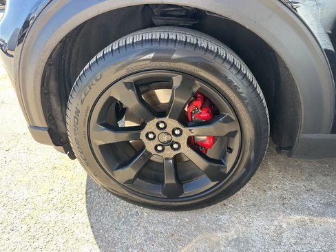 Used 2023 Ford Explorer ST w/ Equipment Group 401A image 7