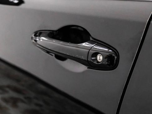 Used 2017 Toyota RAV4 LE FWD image 35