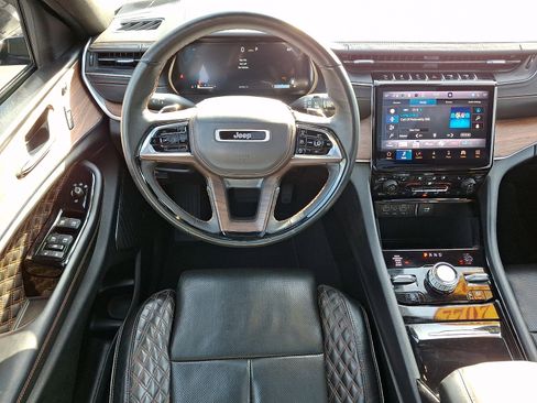 Used 2022 Jeep Grand Cherokee L Summit image 14