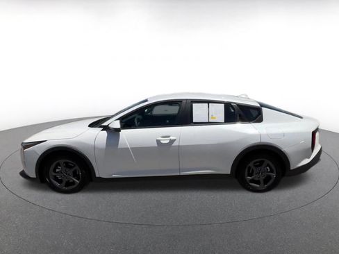 Used 2026 Kia K4 FWD image 10