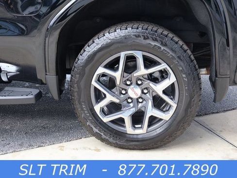 New 2026 GMC Sierra 1500 SLT w/ SLT Premium Plus Package AWD/4WD image 8