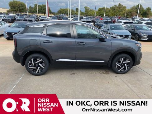 New 2026 Nissan Kicks SV w/ Illumination Package FWD image 6
