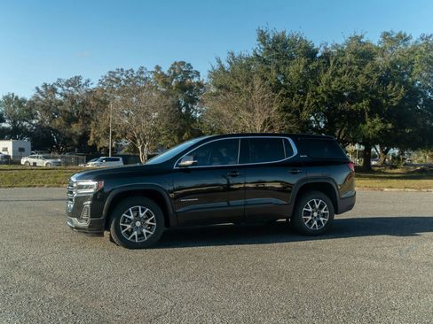Used 2021 GMC Acadia SLE image 3