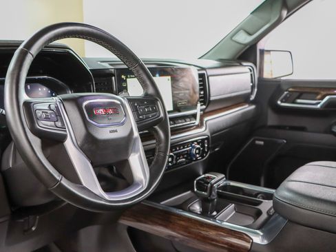 Used 2023 GMC Sierra 1500 Elevation w/ Preferred Package AWD/4WD image 24