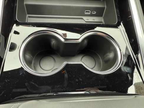 New 2026 Chevrolet Tahoe LS image 23