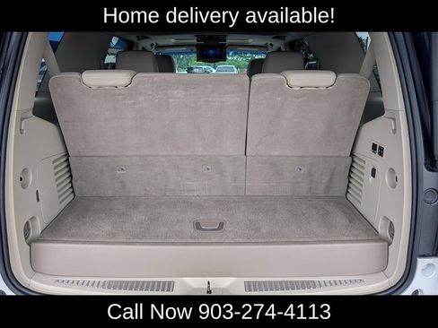 Used 2018 Cadillac Escalade Luxury AWD/4WD image 29
