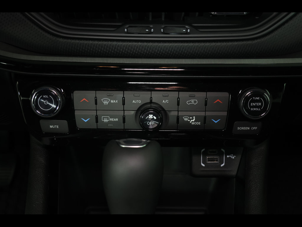 New 2026 Jeep Compass Trailhawk AWD/4WD image 18