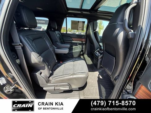 Used 2018 Lincoln Navigator L Reserve AWD/4WD image 33