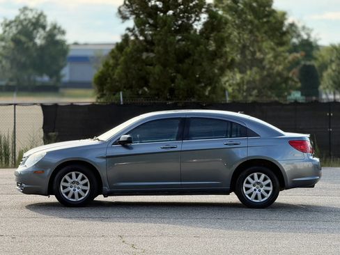 Used 2008 Chrysler Sebring LX FWD image 8