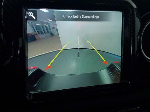 Used 2023 Jeep Gladiator Rubicon w/ Cold Weather Group image 22