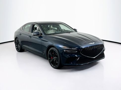 Used 2022 Genesis G70 3.3T w/ Sport Prestige Package image 3