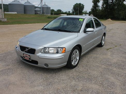 Used 2006 Volvo S60 2.5T FWD image 1