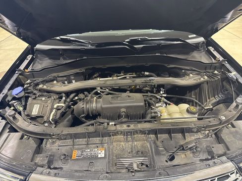 Used 2022 Ford Explorer Limited w/ Equipment Group 301A image 11