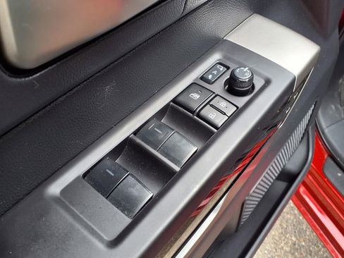 Used 2023 Toyota Tundra Limited AWD/4WD image 19