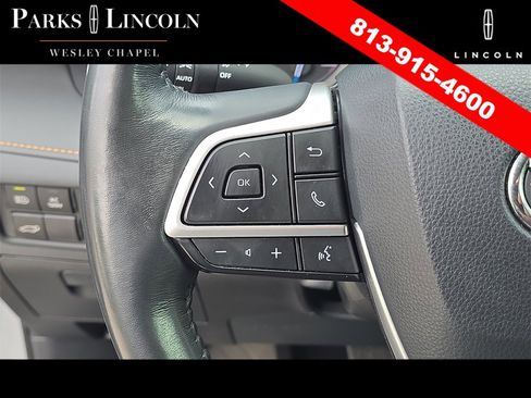 Used 2022 Toyota Highlander Bronze Edition image 30