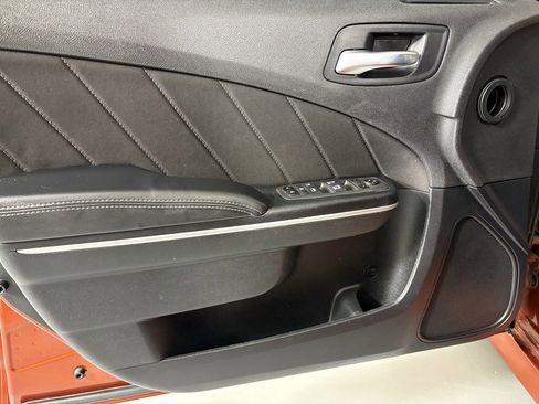 Used 2022 Dodge Charger Scat Pack w/ Driver Convenience Group image 18