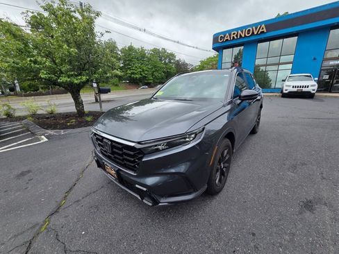 Used 2023 Honda CR-V Sport image 1
