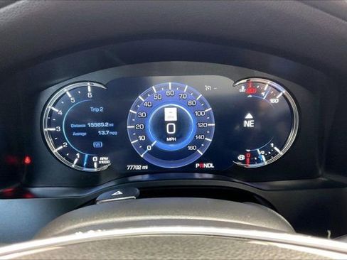 Used 2019 Cadillac Escalade ESV Luxury AWD/4WD image 21