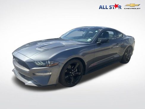 Used 2022 Ford Mustang Coupe w/ Black Accent Package RWD image 1