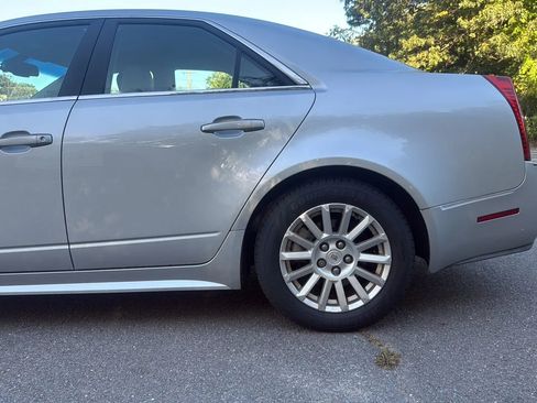 Used 2012 Cadillac CTS Luxury image 6