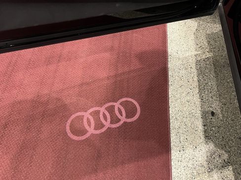 Used 2018 Audi Q5 2.0T w/ Premium Plus Package image 49