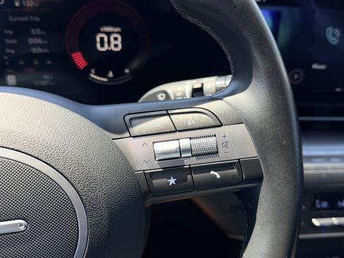 Used 2024 Hyundai Kona SEL FWD image 24
