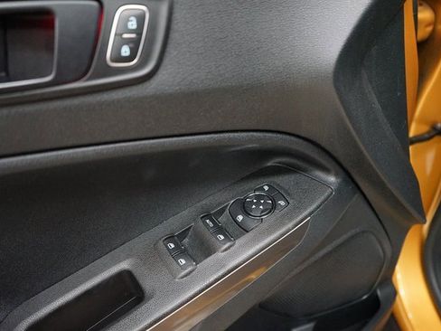 Used 2021 Ford EcoSport SES image 25