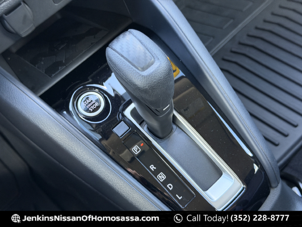 Certified 2025 Nissan Versa SV w/ Trunk Package FWD image 35