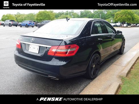 Used 2011 Mercedes-Benz E 350 Sedan image 4