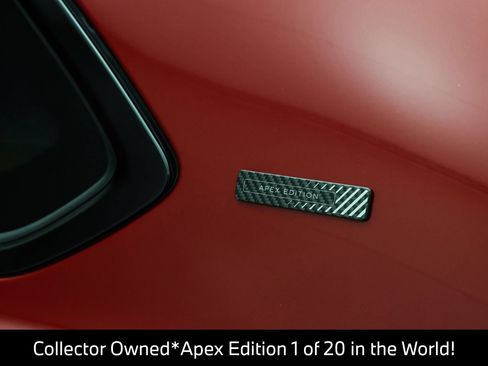Used 2025 Bentley Bentayga AWD/4WD image 13