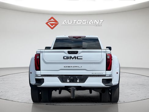 Used 2024 GMC Sierra 3500 Denali Ultimate AWD/4WD image 6