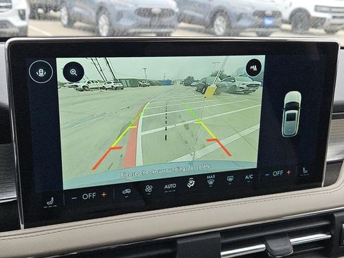 New 2026 Lincoln Corsair Premiere image 13