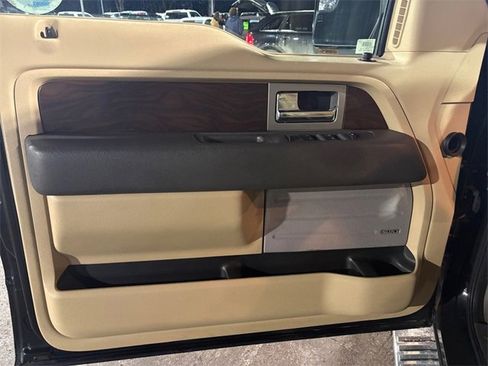 Used 2012 Ford F150 Lariat w/ Lariat Chrome Pkg image 18