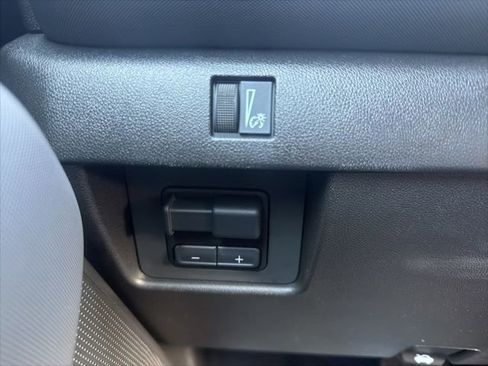 Certified 2024 Chevrolet Colorado Z71 w/ Z71 Convenience Package 2 AWD/4WD image 26